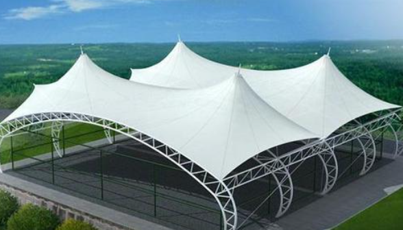 合肥膜結(jié)構(gòu)棚有哪些特點(diǎn)？