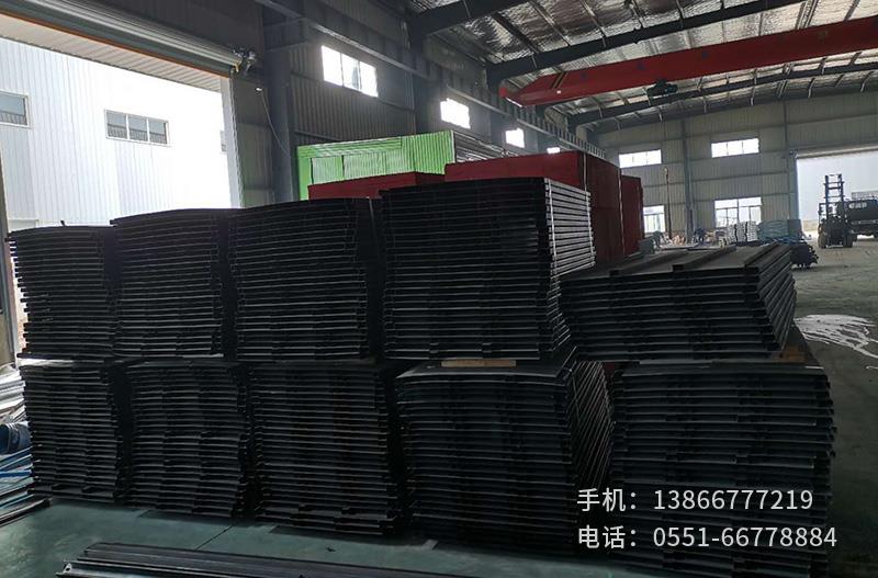 鋼架生產(chǎn)車間.4